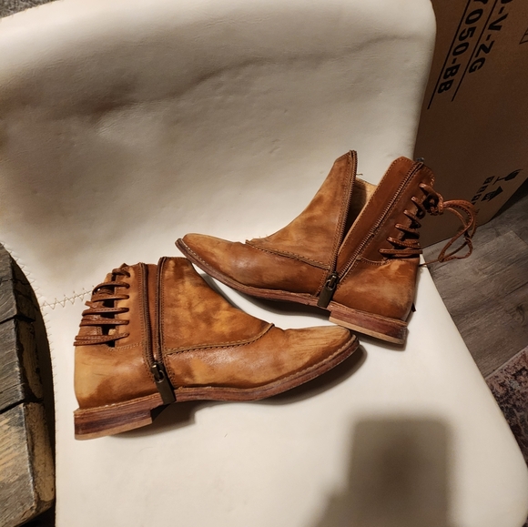 Womens Destressed Leather Tan Boots Sz 37 Or 6.5 - Picture 4 of 6